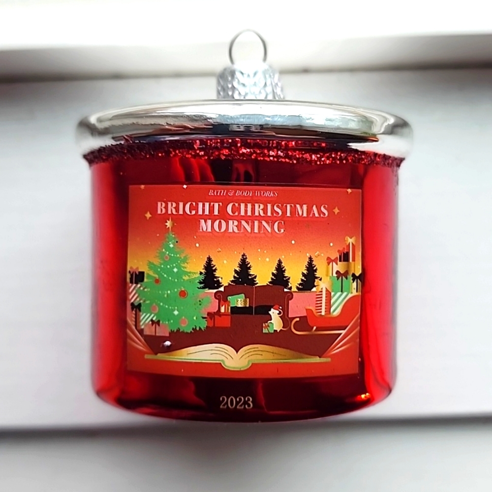2023 bath and body works bright christmas morning candle Ornament.